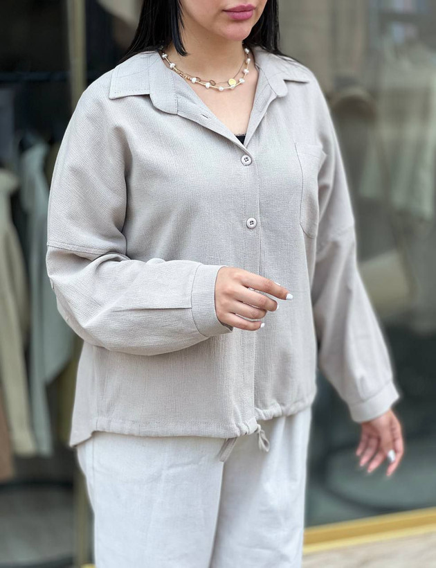 مانتو کنفی زنانه ۱۴۰۴ با رنگبندی خاص