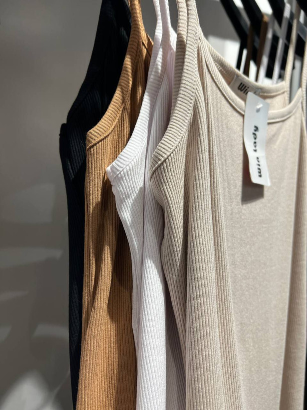 تاپ بندی زنانه مشکی با کشسانی بالا